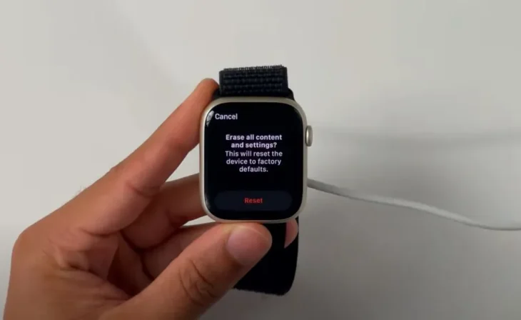 How to reset Apple Watch